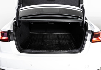 Подержанный автомобиль Audi A6 Sedan 2016 года (26 фото)