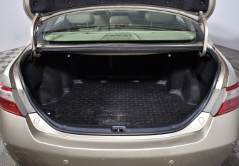 Подержанный автомобиль Toyota Camry Sedan 2007 года (20 фото)