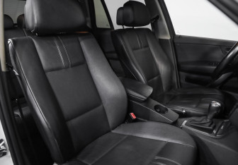 Подержанный автомобиль BMW X3 2009 года (18 фото)