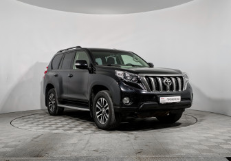 Подержанный автомобиль Toyota Land Cruiser Prado 2015 года (3 фото)