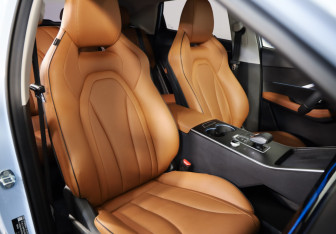 Подержанный автомобиль Omoda C5 2023 года (24 фото)