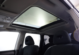 Подержанный автомобиль Nissan X-Trail 2012 года (18 фото)