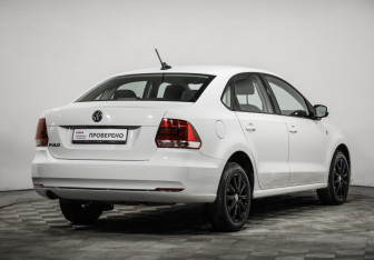 Подержанный автомобиль Volkswagen Polo Sedan 2017 года (5 фото)