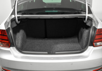 Подержанный автомобиль Volkswagen Polo Sedan 2019 года (17 фото)