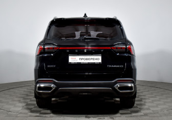 Подержанный автомобиль Geely Okavango 2024 года (6 фото)