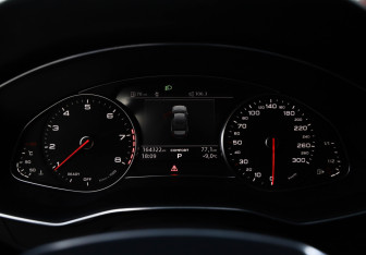 Подержанный автомобиль Audi A6 Sedan 2021 года (12 фото)
