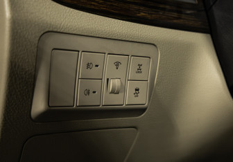 Подержанный автомобиль Hyundai Santa Fe 2011 года (19 фото)