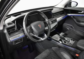 Подержанный автомобиль Hongqi HS5 2024 года (9 фото)