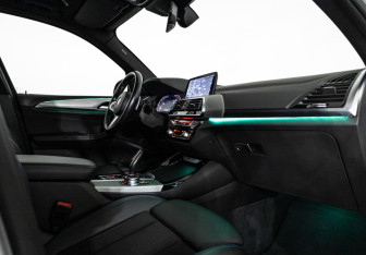 Подержанный автомобиль BMW X3 2019 года (23 фото)