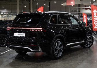Подержанный автомобиль Geely Monjaro 2023 года (6 фото)