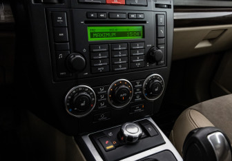 Подержанный автомобиль Land Rover Freelander 2010 года (22 фото)