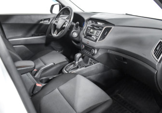 Подержанный автомобиль Hyundai Creta 2018 года (13 фото)