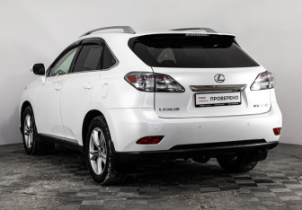Подержанный автомобиль Lexus RX 2011 года (9 фото)