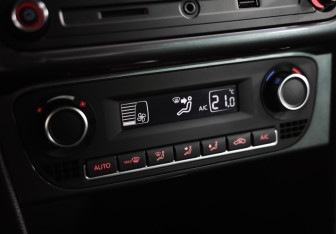 Подержанный автомобиль Volkswagen Polo Sedan 2019 года (15 фото)