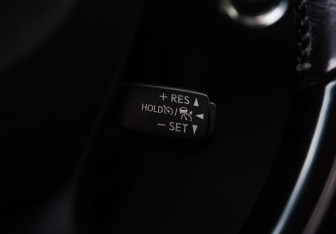 Подержанный автомобиль Lexus LX 2016 года (15 фото)