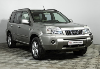Подержанный автомобиль Nissan X-Trail 2006 года (3 фото)