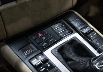 Подержанный автомобиль Porsche Macan 2018 года (26 фото)