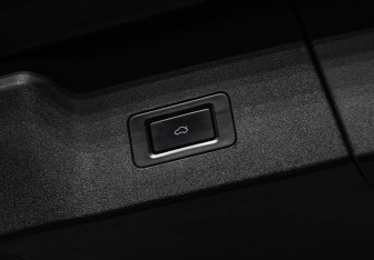 Подержанный автомобиль Exeed RX 2023 года (16 фото)