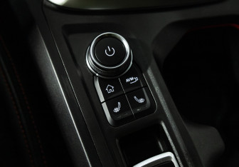 Подержанный автомобиль Kaiyi E5 2023 года (18 фото)