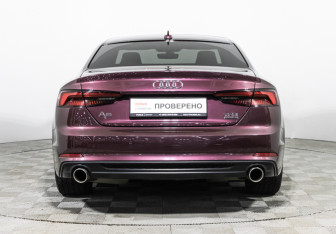 Подержанный автомобиль Audi A5 Coupe 2017 года (6 фото)