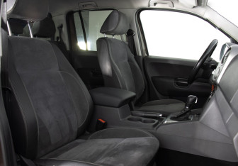 Подержанный автомобиль Volkswagen Amarok 2013 года (19 фото)