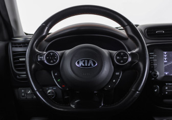Подержанный автомобиль Kia Soul 2017 года (12 фото)