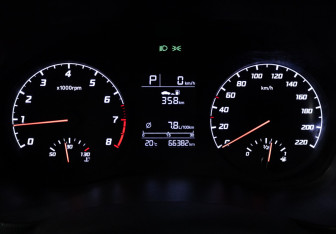 Подержанный автомобиль Hyundai Solaris Sedan 2021 года (12 фото)