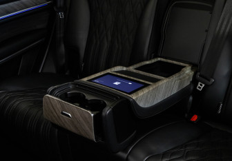 Подержанный автомобиль Tank 500 2023 года (32 фото)