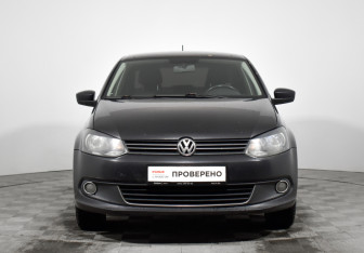 Подержанный автомобиль Volkswagen Polo Sedan 2013 года (2 фото)