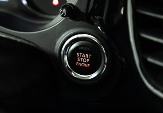 Подержанный автомобиль Mitsubishi Outlander 2019 года (19 фото)