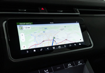 Подержанный автомобиль Land Rover Range Rover Velar 2018 года (18 фото)