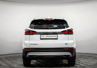 Подержанный автомобиль Geely Atlas Pro 2024 года (6 фото)