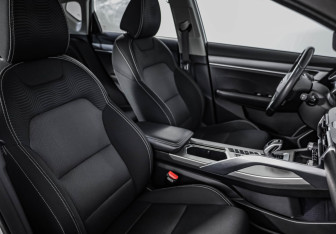 Подержанный автомобиль Geely Coolray 2021 года (25 фото)