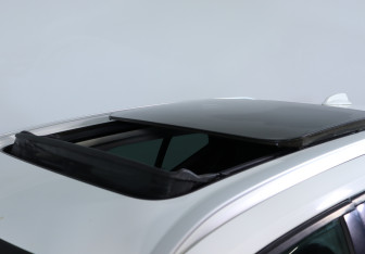 Подержанный автомобиль Volvo XC40 2019 года (24 фото)