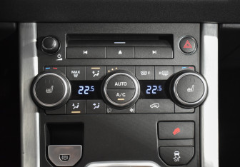 Подержанный автомобиль Land Rover Range Rover Evoque 2014 года (16 фото)