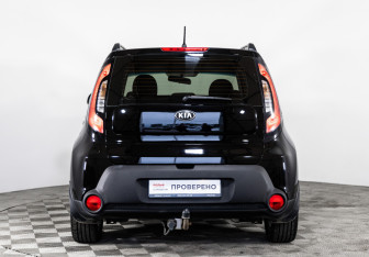 Подержанный автомобиль Kia Soul 2015 года (6 фото)