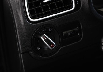 Подержанный автомобиль Volkswagen Polo Sedan 2019 года (18 фото)