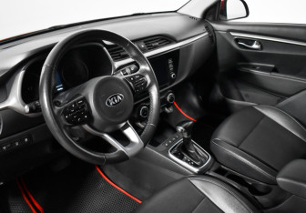Подержанный автомобиль Kia Rio Sedan 2020 года (9 фото)