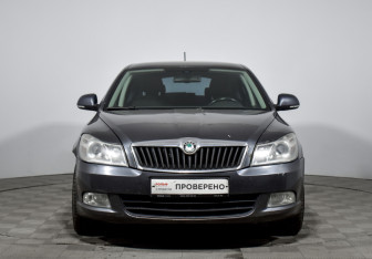 Подержанный автомобиль Skoda Octavia Liftback 2013 года (2 фото)
