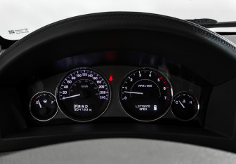 Подержанный автомобиль Jeep Grand Cherokee 2008 года (19 фото)