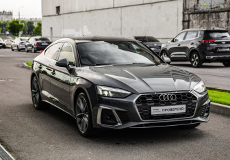 Подержанный автомобиль Audi A5 Liftback 2020 года (5 фото)