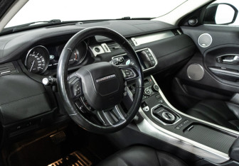 Подержанный автомобиль Land Rover Range Rover Evoque 2015 года (11 фото)