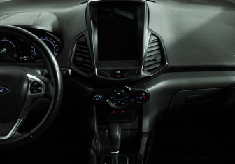 Подержанный автомобиль Ford EcoSport 2014 года (14 фото)