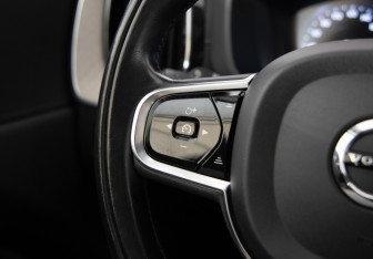 Подержанный автомобиль Volvo XC60 2021 года (22 фото)