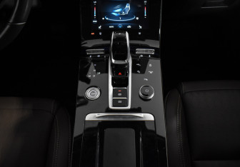 Подержанный автомобиль Chery Tiggo 8 Pro 2022 года (18 фото)