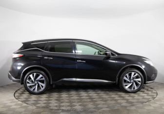 Подержанный автомобиль Nissan Murano Suv 2019 года (4 фото)
