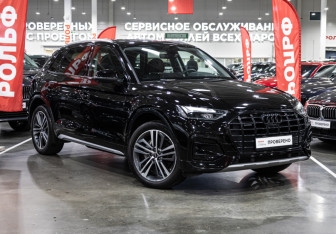 Подержанный автомобиль Audi Q5 2021 года (5 фото)