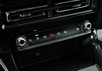 Подержанный автомобиль Haval M6 2023 года (17 фото)