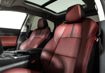 Подержанный автомобиль Changan Eado Plus 2023 года (22 фото)