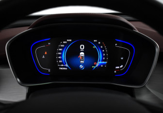 Подержанный автомобиль Geely Coolray 2021 года (18 фото)